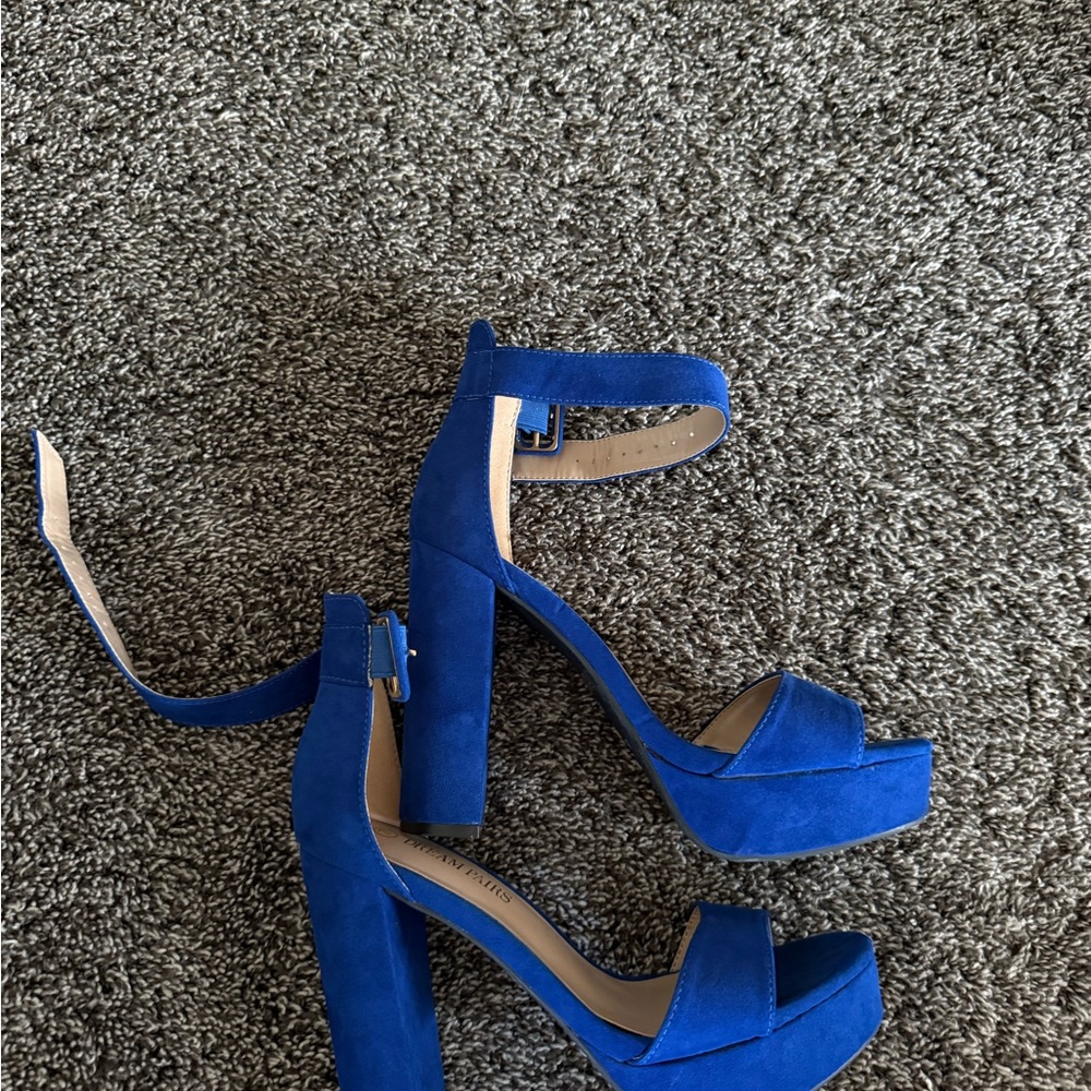 Dream Pairs Royal Blue Suede Heels